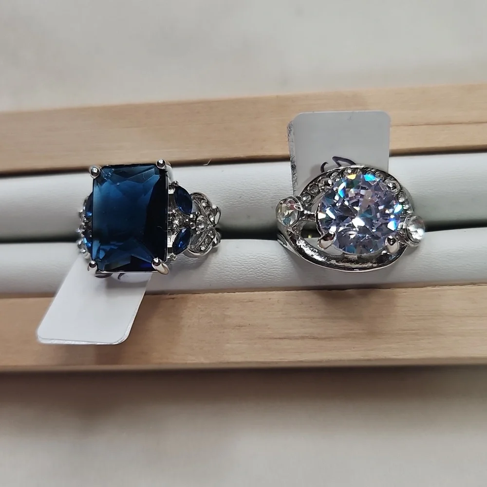 Ladies Lot of 2 Fashion Rhinestone Crystal Cocktail Rings Silver Plated Elegant